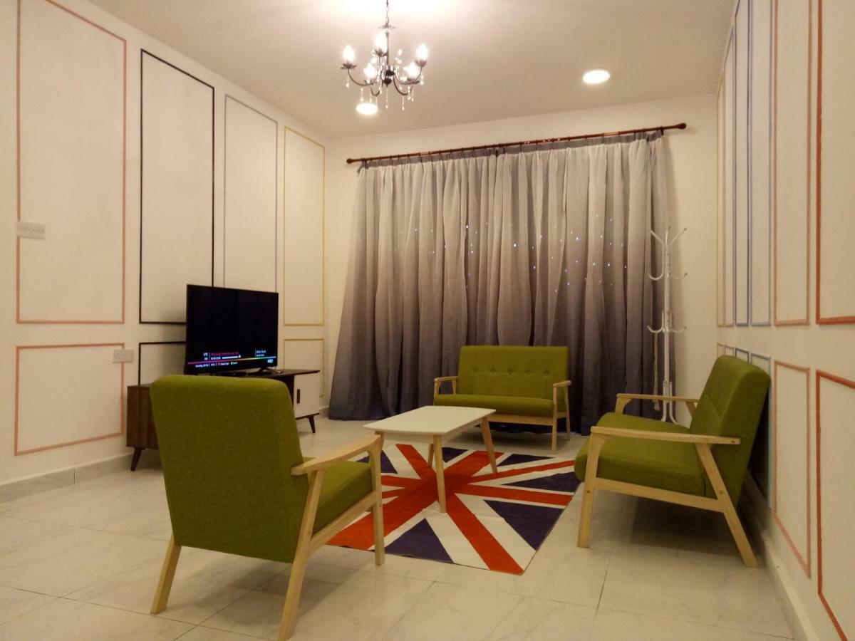 Icolor Home & Stay Ch6 Tanah Rata Kültér fotó